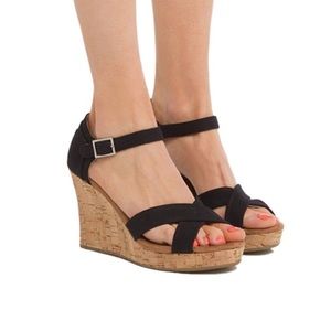 Tom Black Wedges Size 6.5